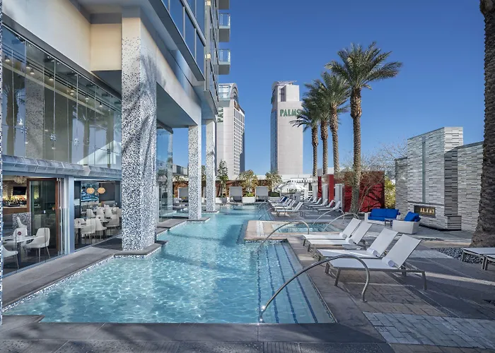 Hotel suites Palms Place And Spa