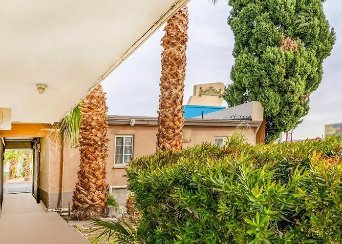 Cheap hotels Oyo Gateway Motel Las Vegas North Strip/Fremont St. Area